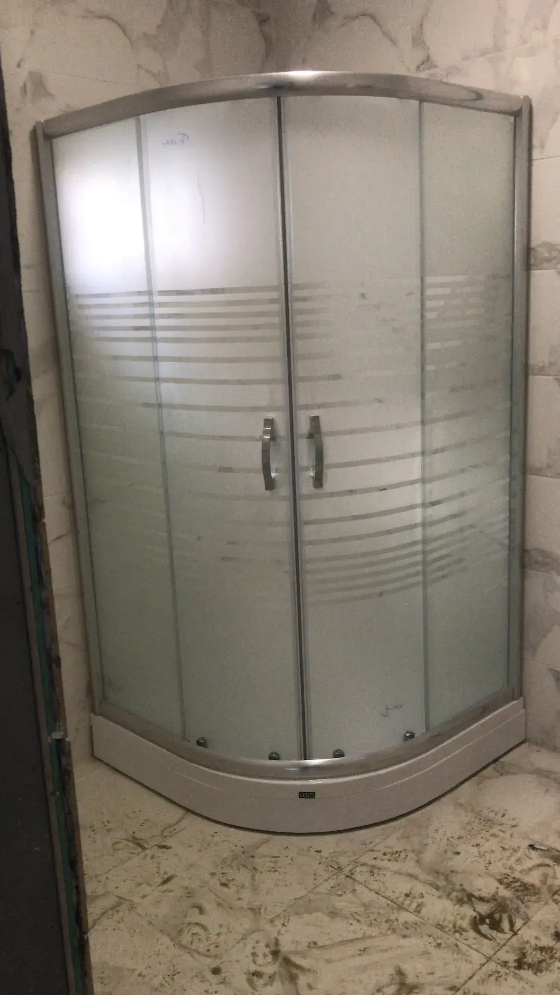 Oval Yüksek Tekneli Şerit Desenli Duşakabin (Model 14)